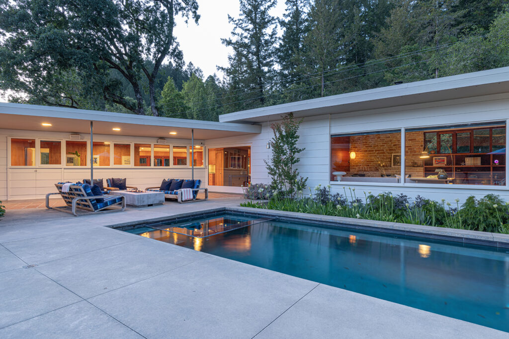 Patio at Kellogg House home