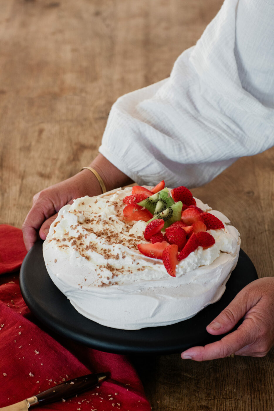 Sonoma holiday recipe for pavlova