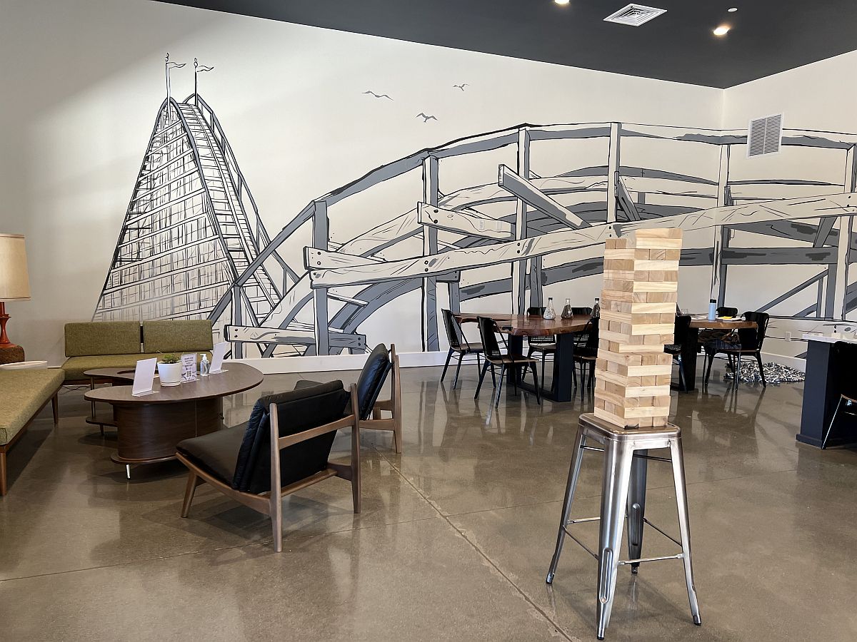 Montagne Russe tasting room at Bacchus Landing in Healdsburg