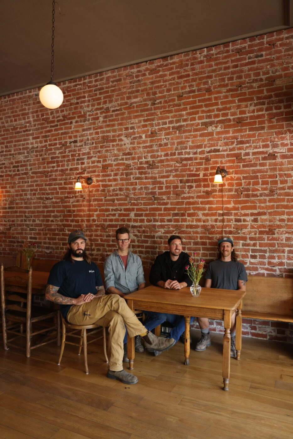 Dos' Bar, a natural wine bar in Sonoma