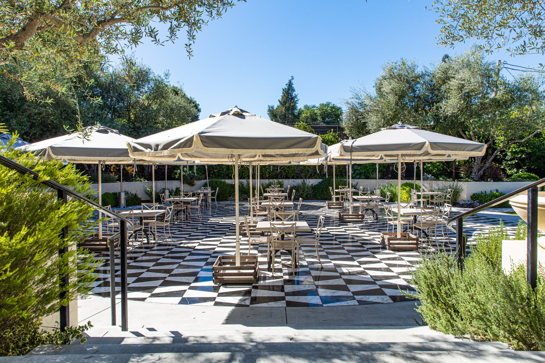 The outdoor patio at Catelli’s in Geyserville.