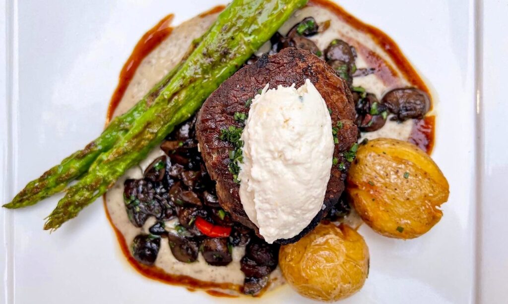 19 Sonoma County Restaurants We Return to Again and Again