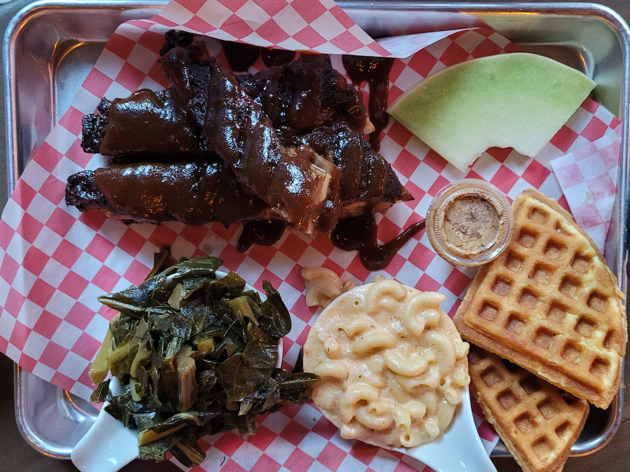 mac and cheese at Saucy Mama's