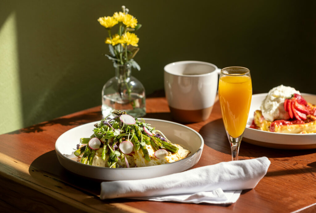 Sebastopol’s Wild Poppy Cafe Serves Up a Creekside Brunch That Is So Sonoma County